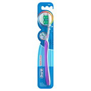 Oral-B Toothbrush Fresh Clean Medium ChemiStop